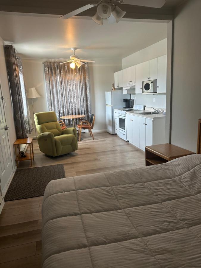 Motel Carleton Sur Mer Exteriör bild