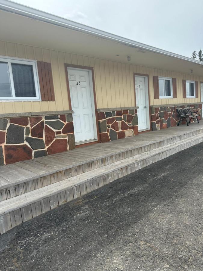 Motel Carleton Sur Mer Exteriör bild