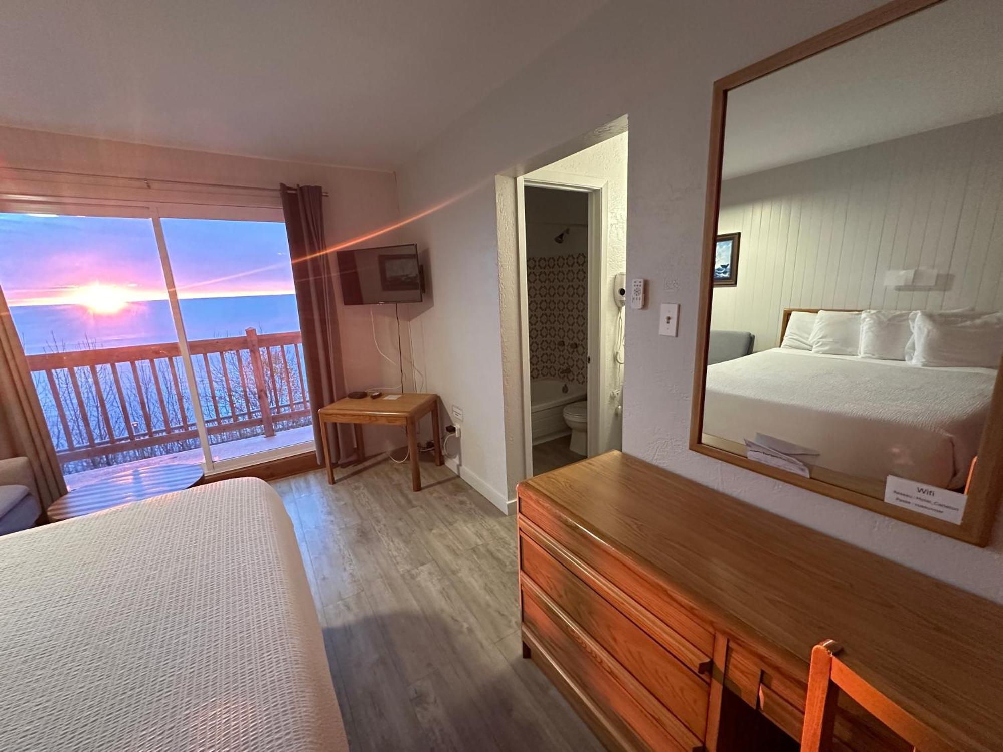Motel Carleton Sur Mer Exteriör bild