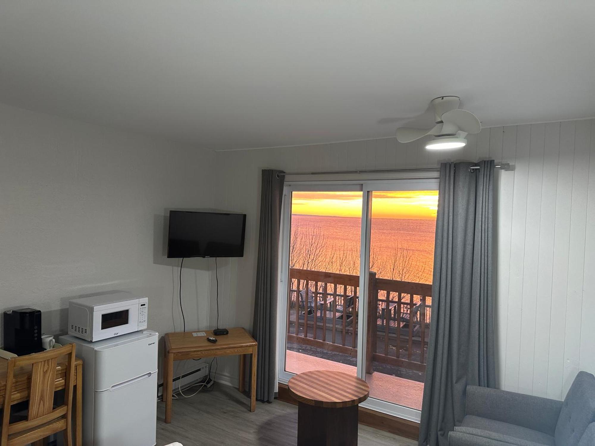 Motel Carleton Sur Mer Exteriör bild