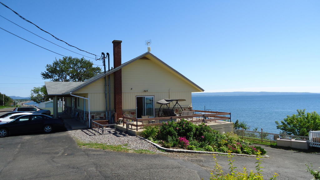 Motel Carleton Sur Mer Exteriör bild